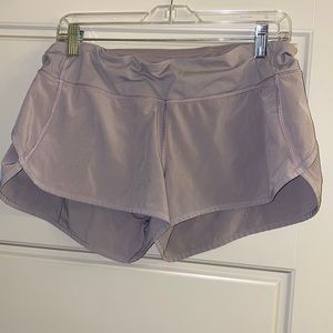 Lululemon Speed Up Low-Rise Lined 2.5 inch short
